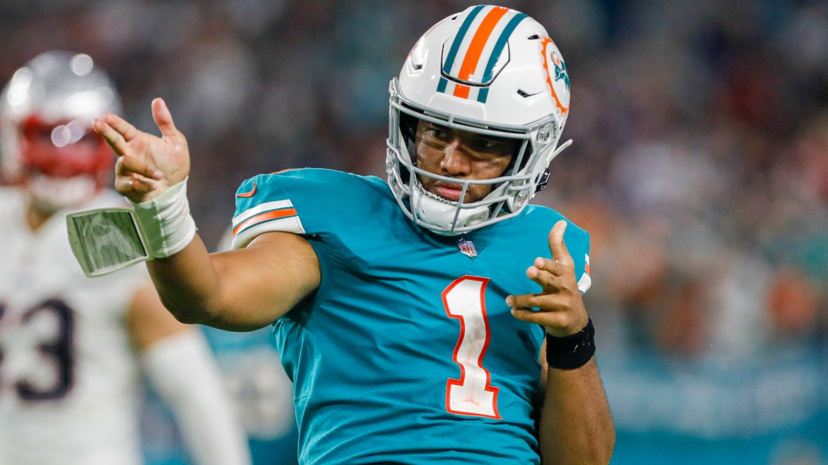 Tua Tagovailoa contract: What could Dolphins be looking at?