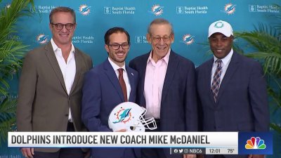 Miami Dolphins introduce new coach Mike McDaniel