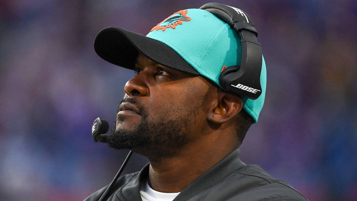 Steelers hire former Dolphins coach Brian Flores as defensive assistant