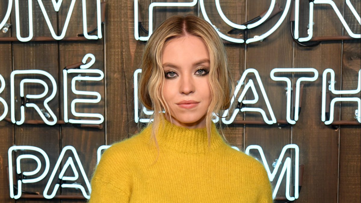 ‘Euphoria’ Star Sydney Sweeney Reveals the Reason Her Ford Bronco Project Means So Much to Her