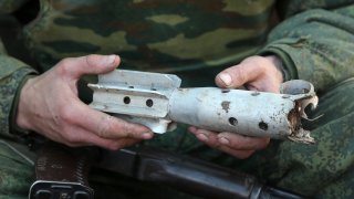 shell fired at the front line Ukraine