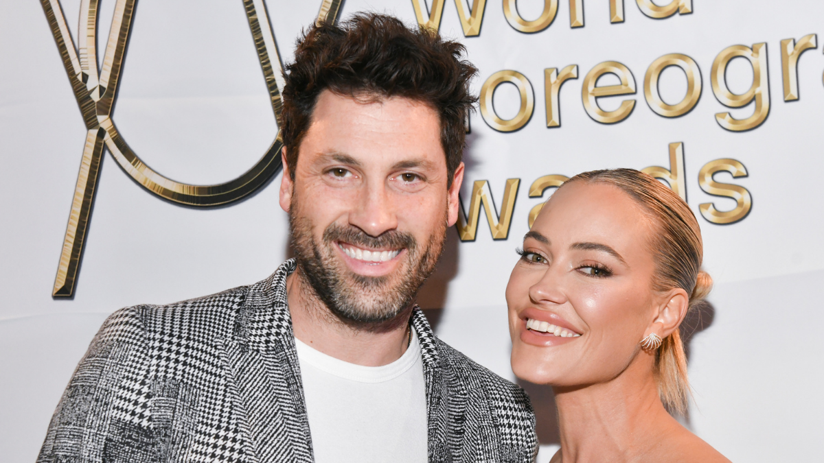 Peta Murgatroyd Asks for Prayers for Husband Maksim Chmerkovskiy Amid Russia’s Invasion of Ukraine Peta Murgatroyd Asks for Prayers for Husband Maksim Chmerkovskiy Amid Russia’s Invasion of Ukraine