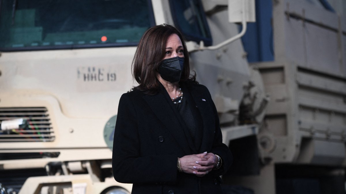 VP Harris Heads to Romania as Ukraine Refugee Crisis Grows - Vimarsana News