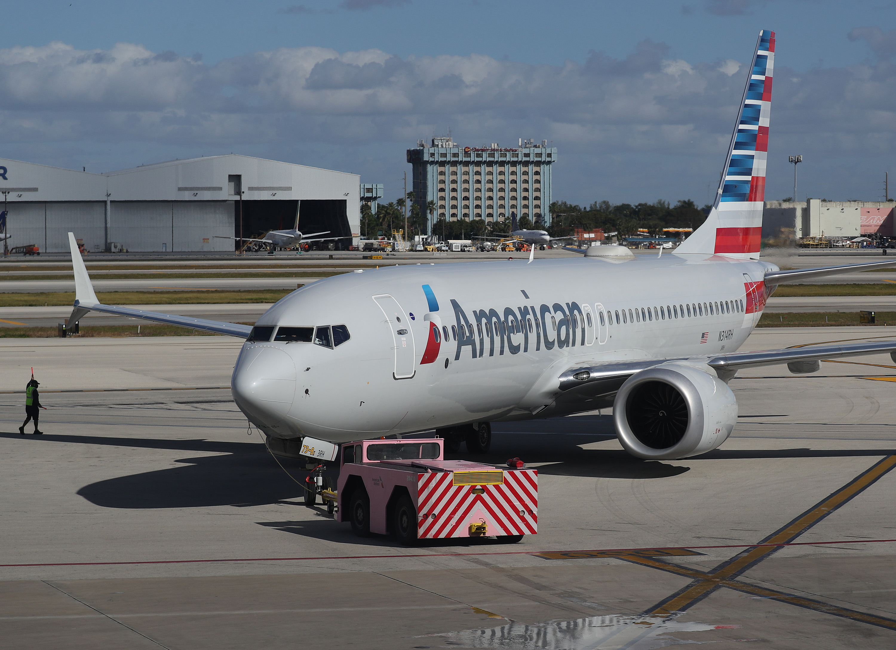 Pre-Scheduled TSA Screenings Now Offered for American Airlines Flights at Miami Airport