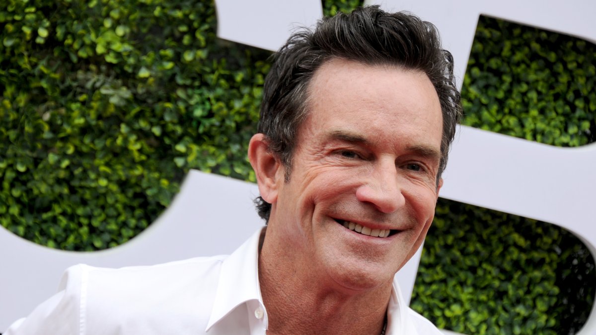 ‘Survivor’ Host Jeff Probst Details the ‘Panic’ That Led Producers to Stop Challenge