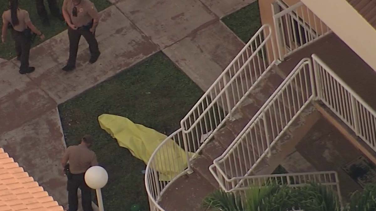 Police Search for Killer After Deadly Shooting in Kendall Apartment