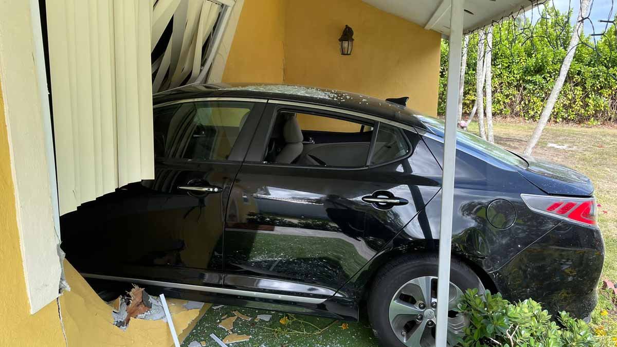 Child, Woman Hospitalized After Car Crashes Into Home in SW Miami-Dade ...