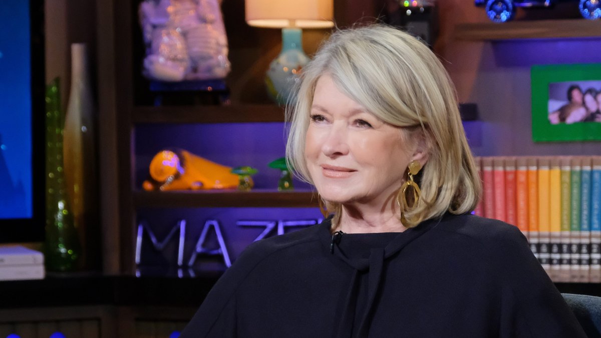 Martha Stewart’s Cat Killed By Her 4 Dogs Who ‘Mistook Her for an Interloper’