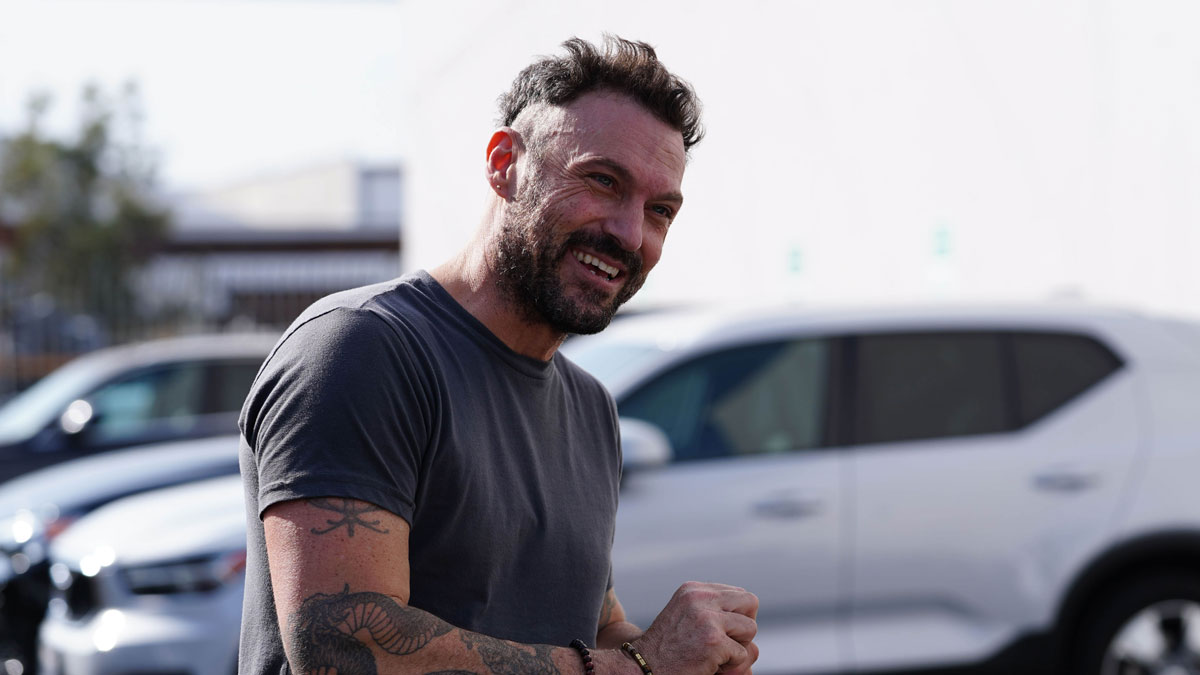 Brian Austin Green Says He’s Been Bedridden Due to Bowel Disease