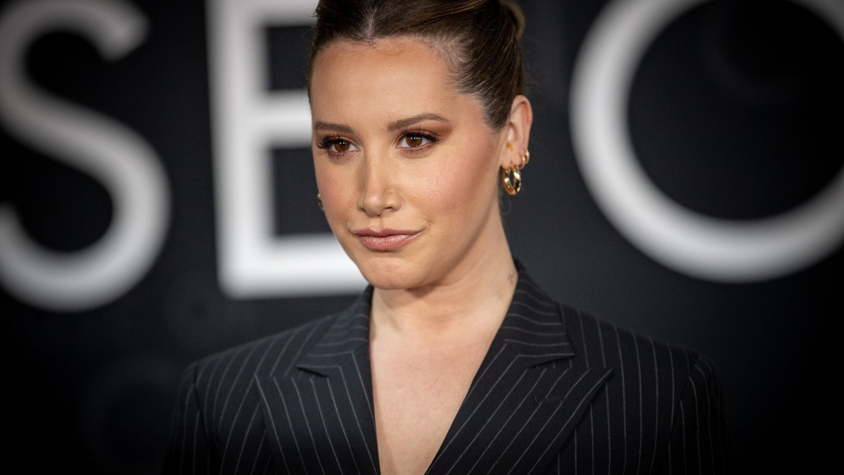 Are Books Decor? Ashley Tisdale Sparks Interesting Debate With Home Tour