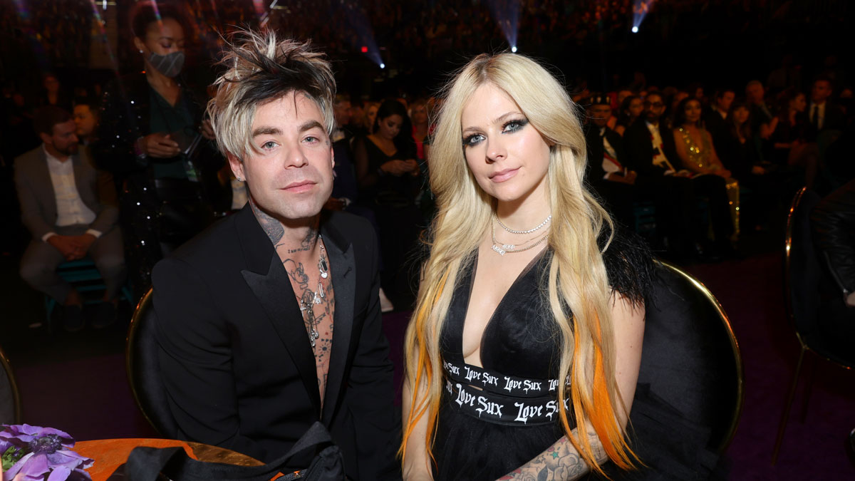 Avril Lavigne Is Engaged to Mod Sun After One Year of Dating: See Her Ring