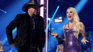 Jason Aldean and Carrie Underwood