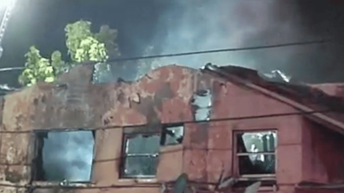 Massive Fire Destroys Home in Little Havana - Vimarsana News