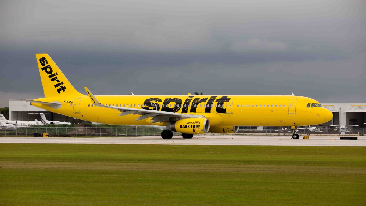 South Florida passengers react to Spirit Airlines offering new travel options