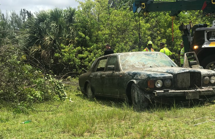 Dive Teams Recovering Several Cars Submerged in Deerfield Beach Lake