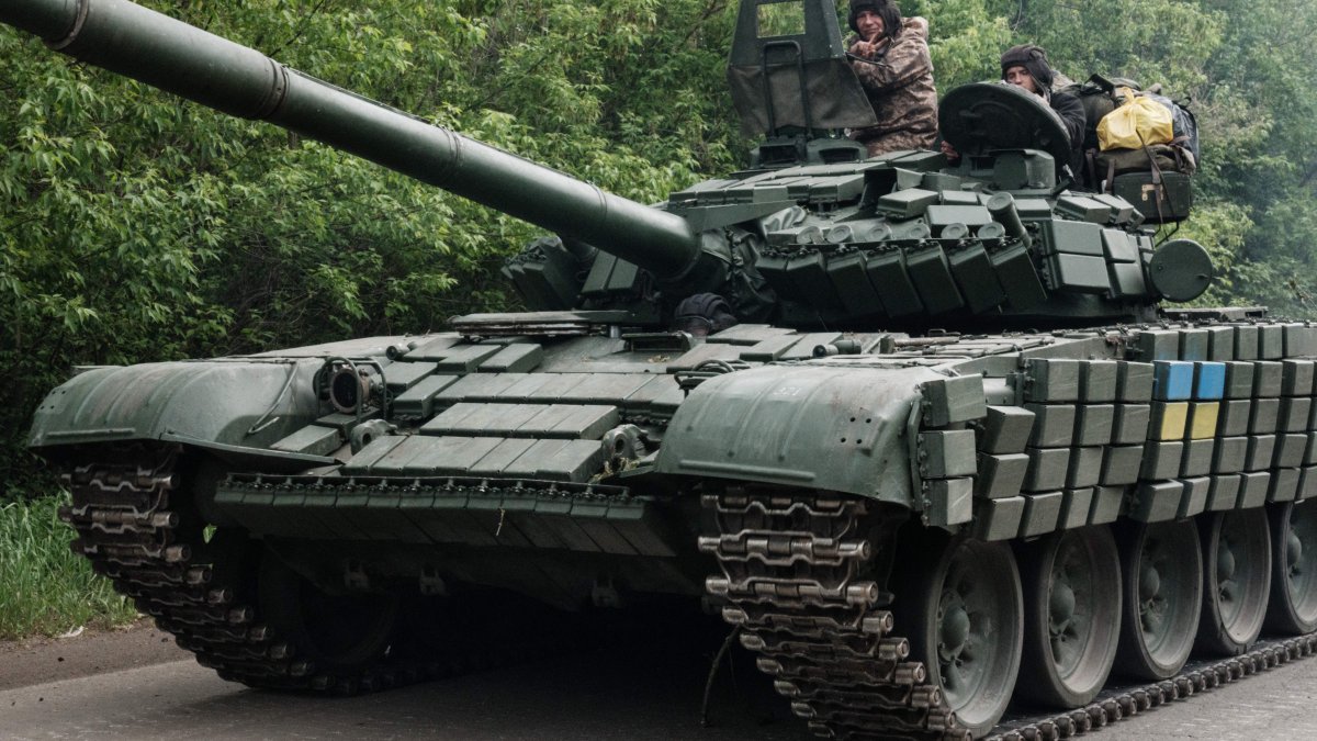 Ukraine Says More Than 260 Soldiers Evacuated From Mariupol; Sweden and Finland Move to Join NATO