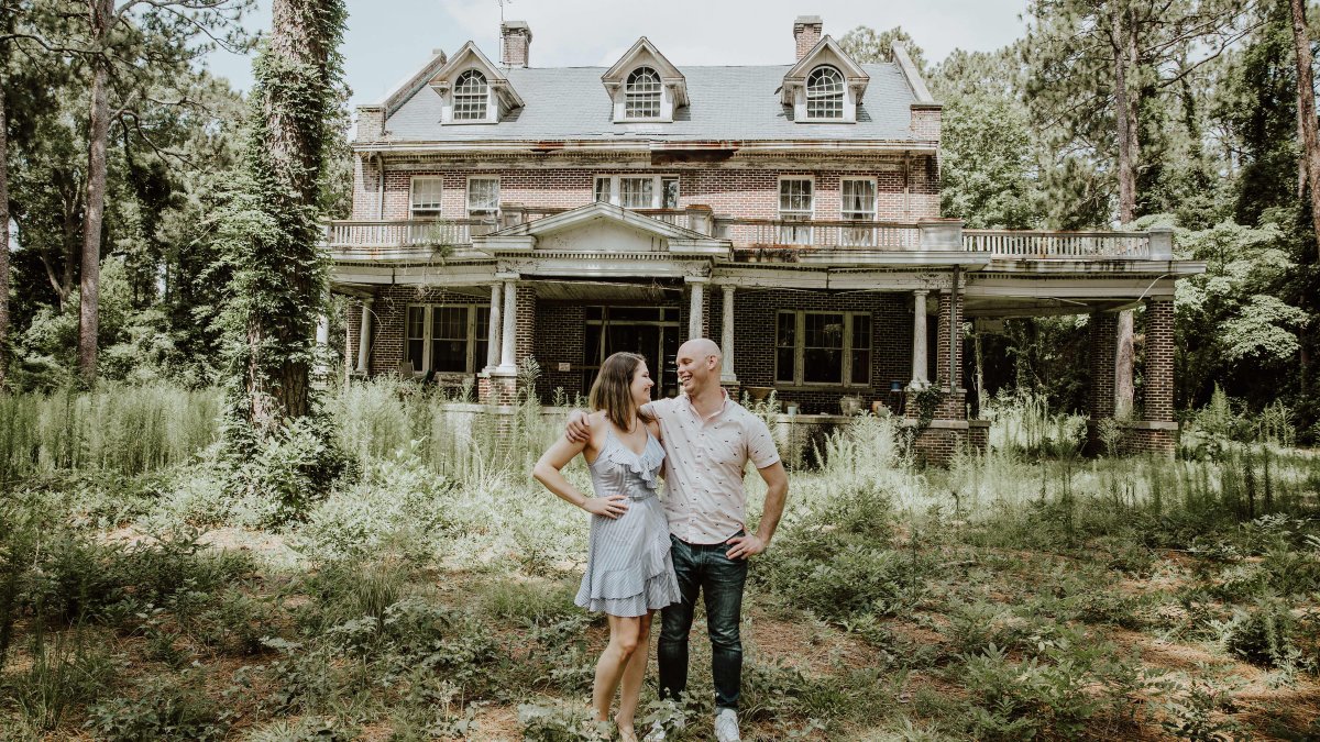 This Couple Bought and Renovated a 109-Year-Old Mansion for Less Than 0,000. Now It’s Worth 0,000 – Take a Look Inside