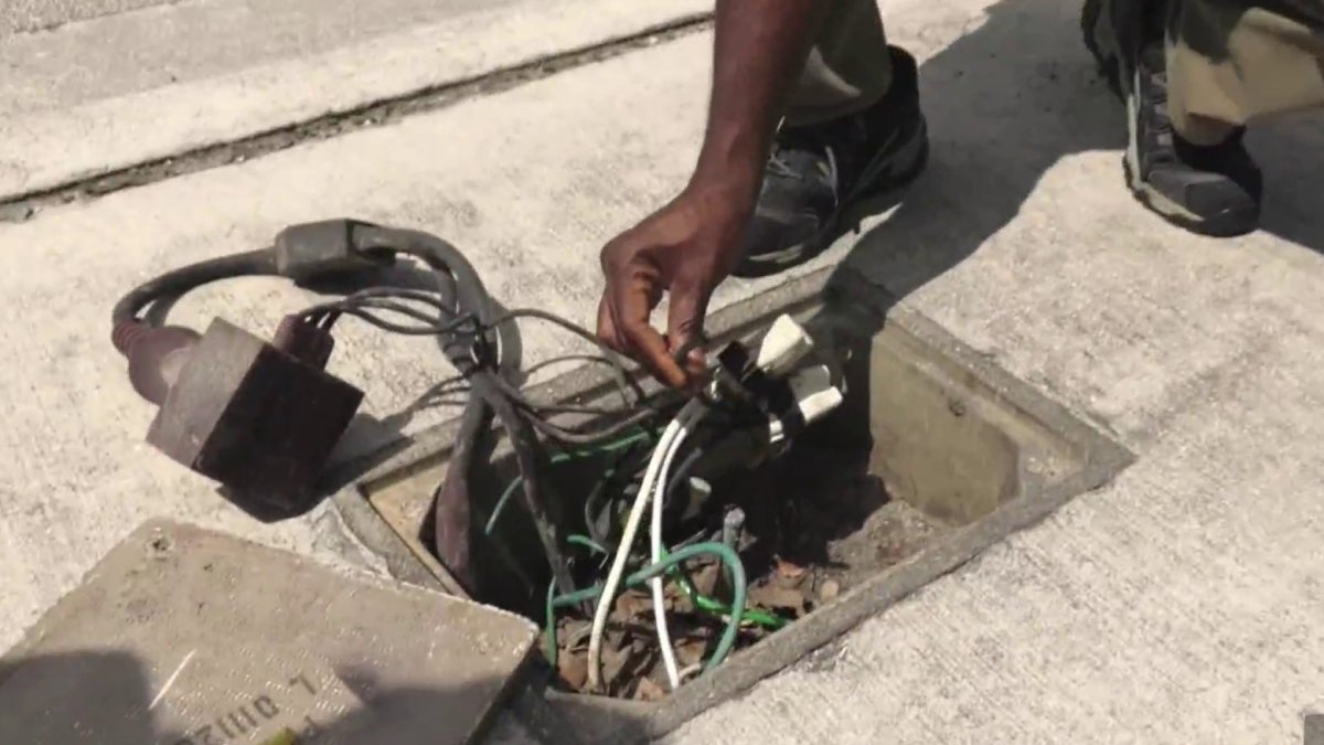 Thieves Posing as Workers to Steal Copper Wire From Miramar ...