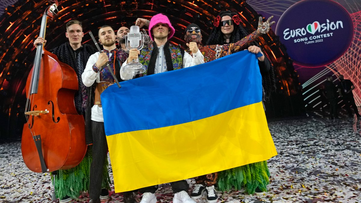 Ukrainian Band Kalush Orchestra Wins Eurovision 2022 Amid War