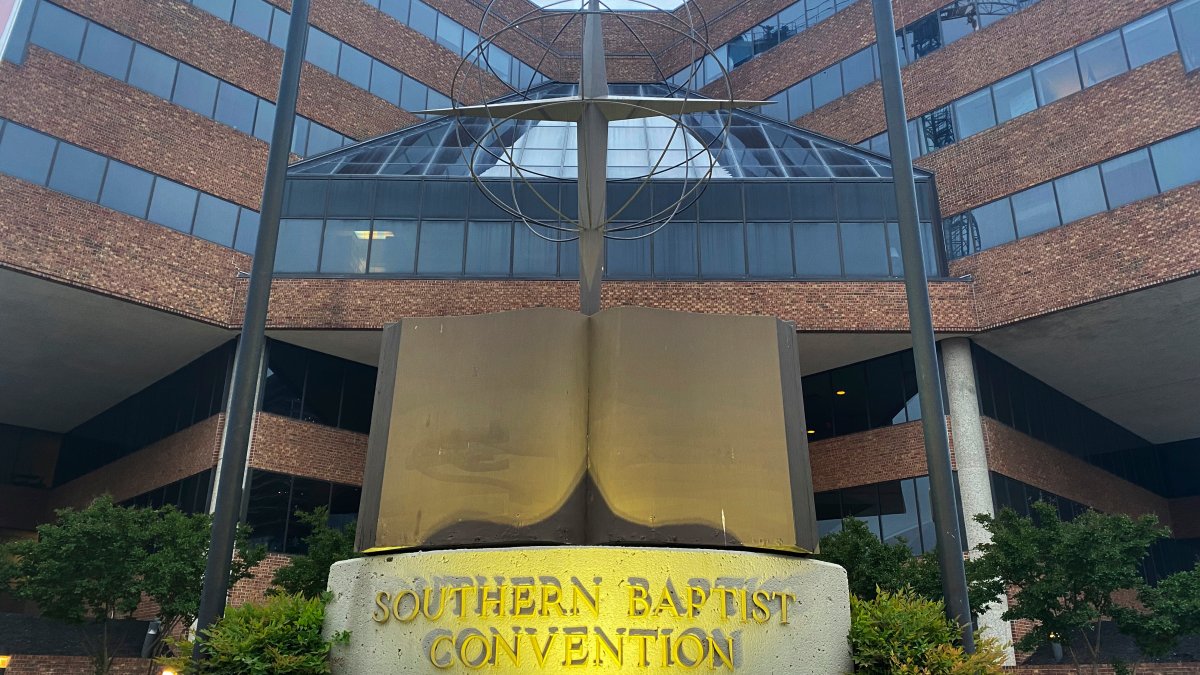 Southern Baptists expel 2 churches led by female pastors – NBC 6 South Florida - Vimarsana News
