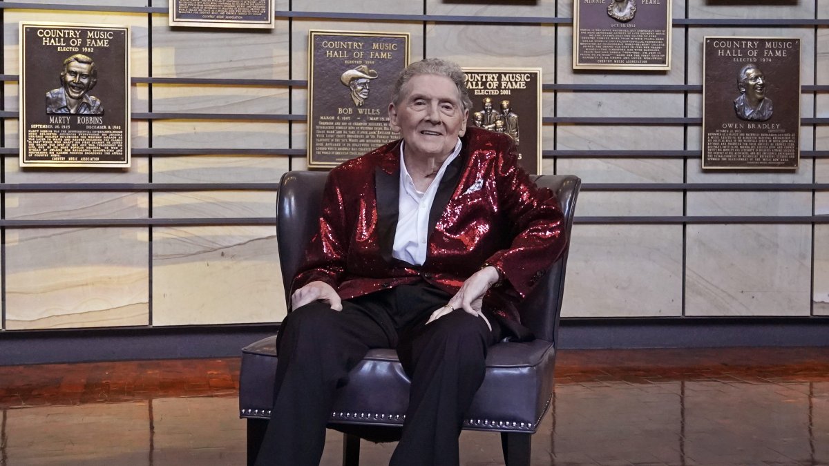Jerry Lee Lewis Alive Right after Fake Loss of life Report