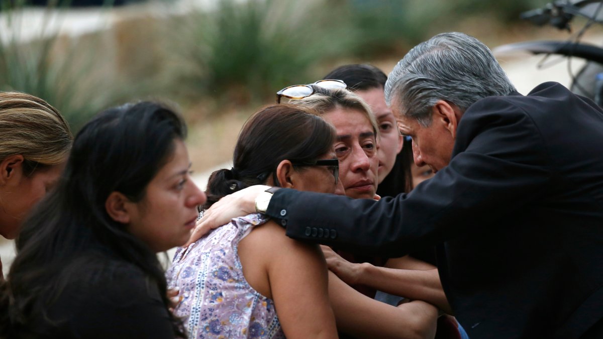 19 Children, 2 Teachers Dead in Texas Elementary School Shooting – NBC 6 South Florida - Vimarsana News