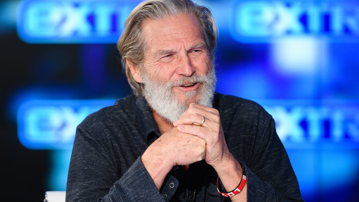 Jeff Bridges Recalls Being ‘Pretty Close to Dying’ While Battling Both COVID, Cancer