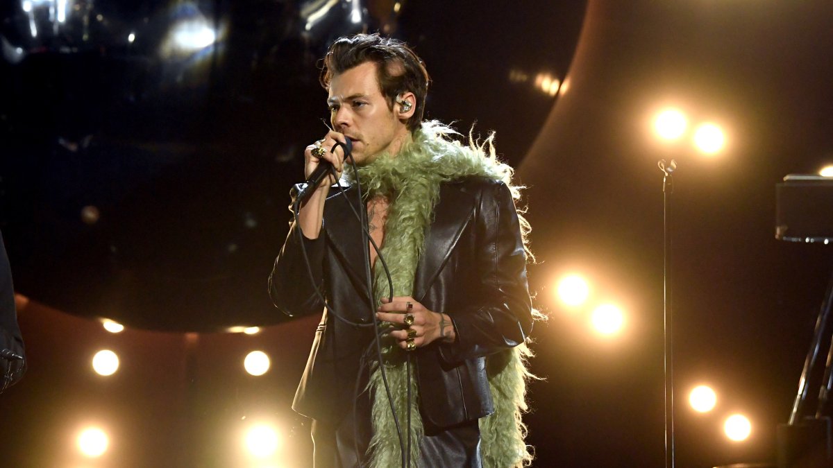 Harry Styles’ New Album, ‘Harry’s House,’ is Here