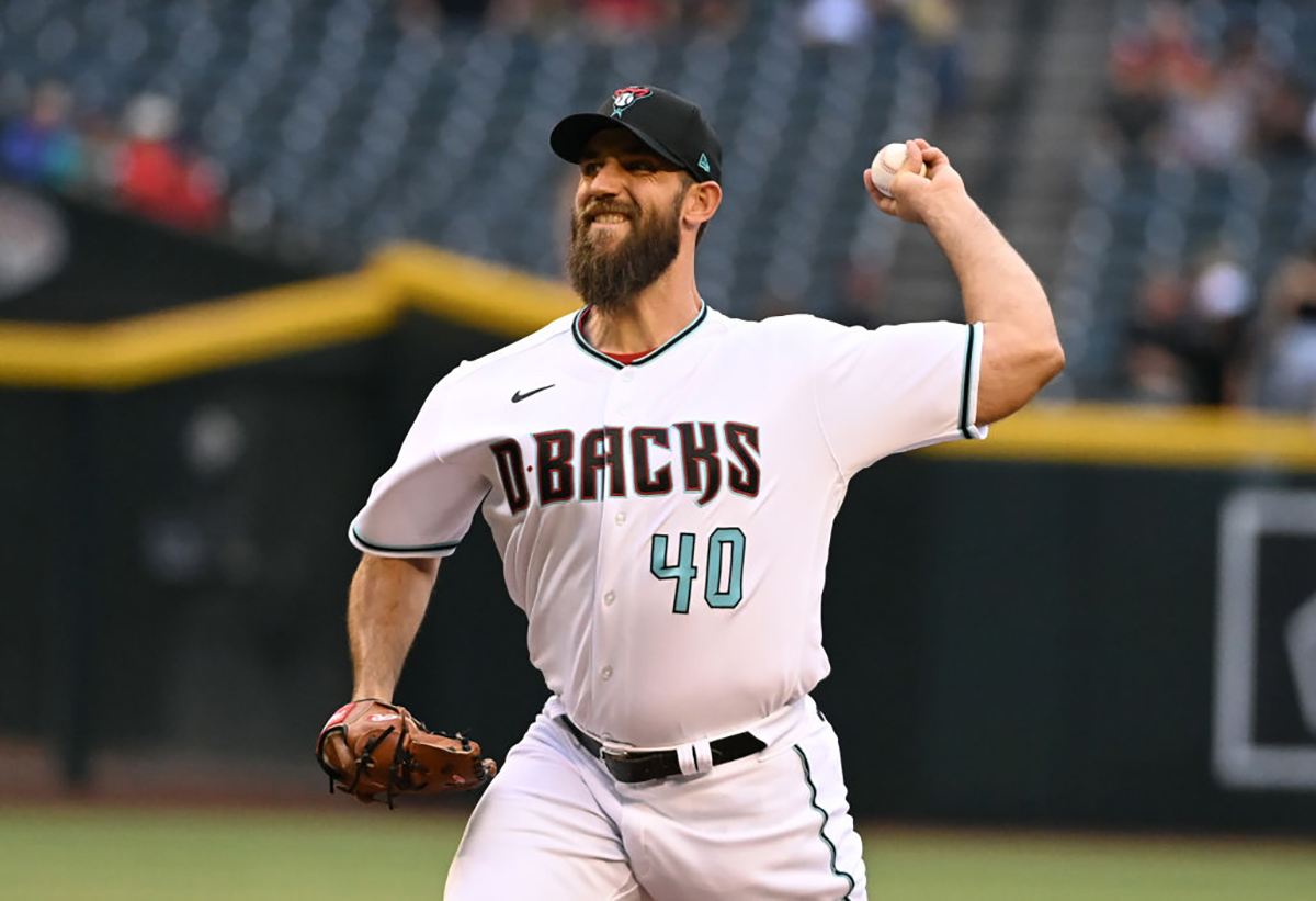 D-backs' Bumgarner back on mound