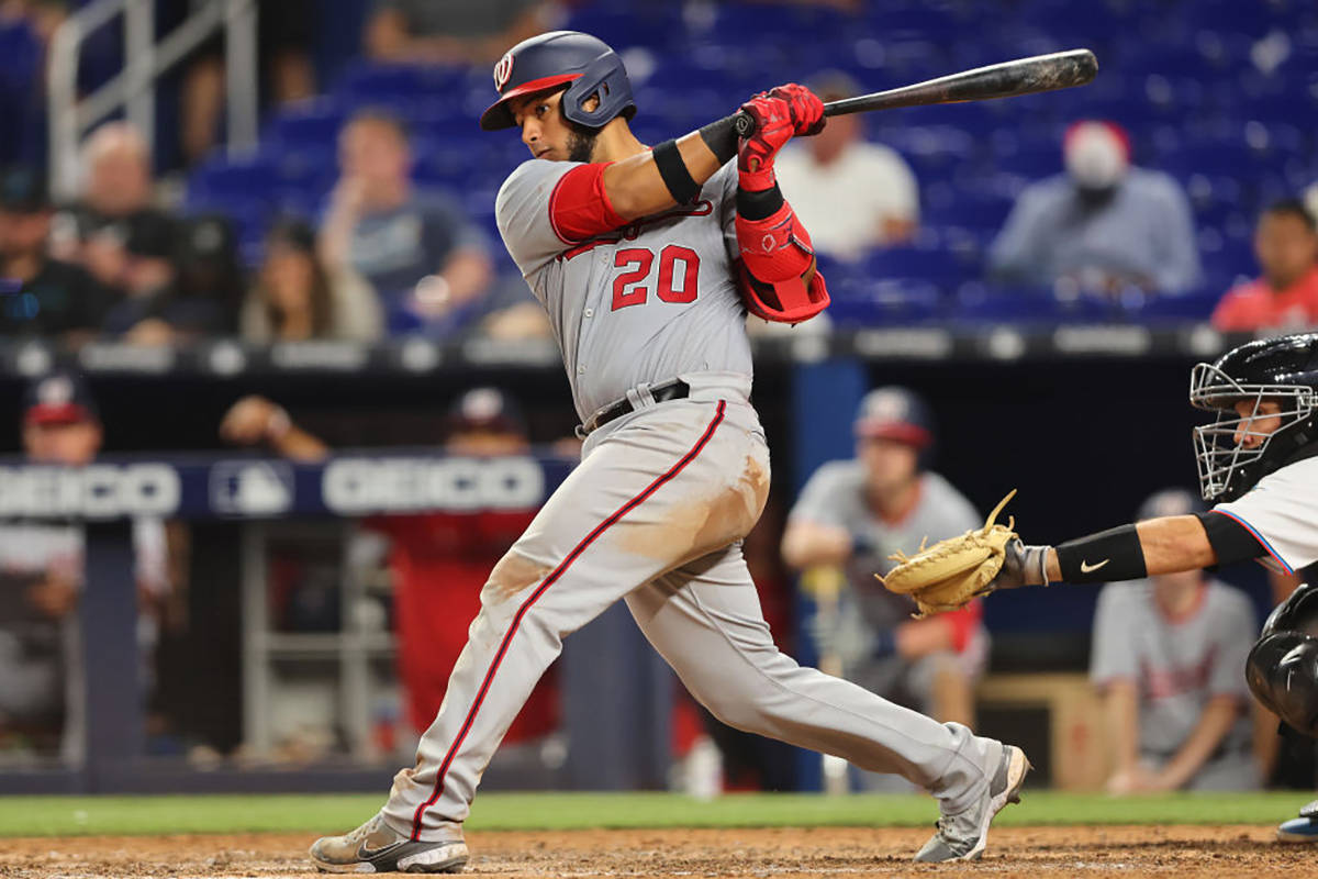 Washington Nationals' Dee Strange-Gordon works out during batting