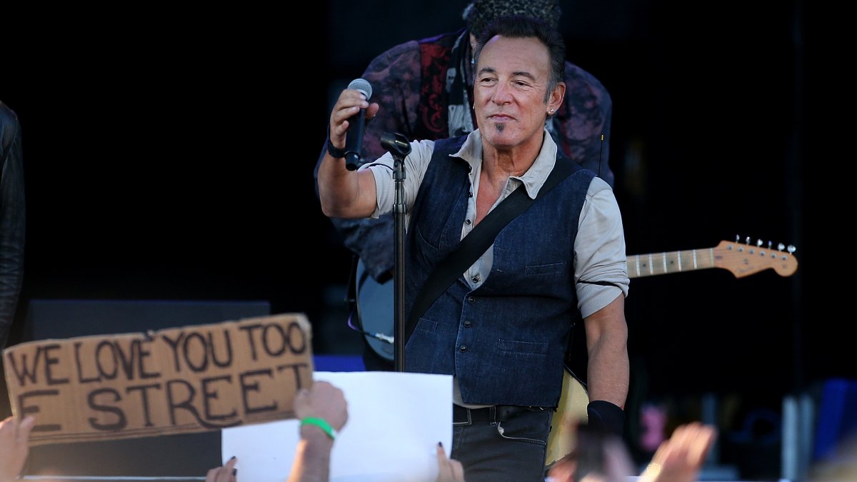 ‘The Boss’ Hits the Road Again: Bruce Springsteen and E Street Band to Tour US, Europe in 2023