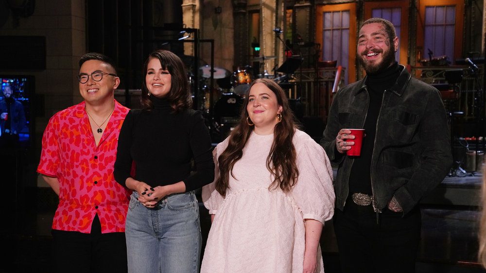 ‘SNL’: Steve Martin Joins Host Selena Gomez to Share History of Whoopee Cushion ‘SNL’: Steve Martin Joins Host Selena Gomez to Share History of Whoopee Cushion