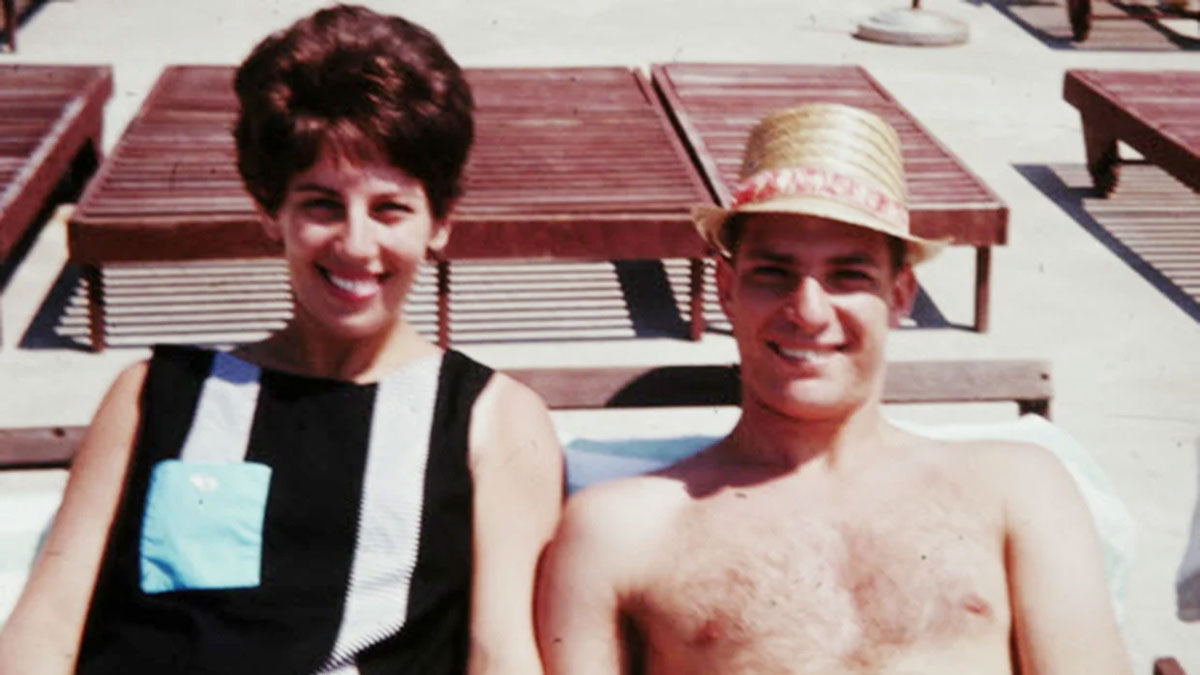 How a Love Song Written By a Navy Sailor Became a Viral Sensation 64 Years Later How a Love Song Written By a Navy Sailor Became a Viral Sensation 64 Years Later