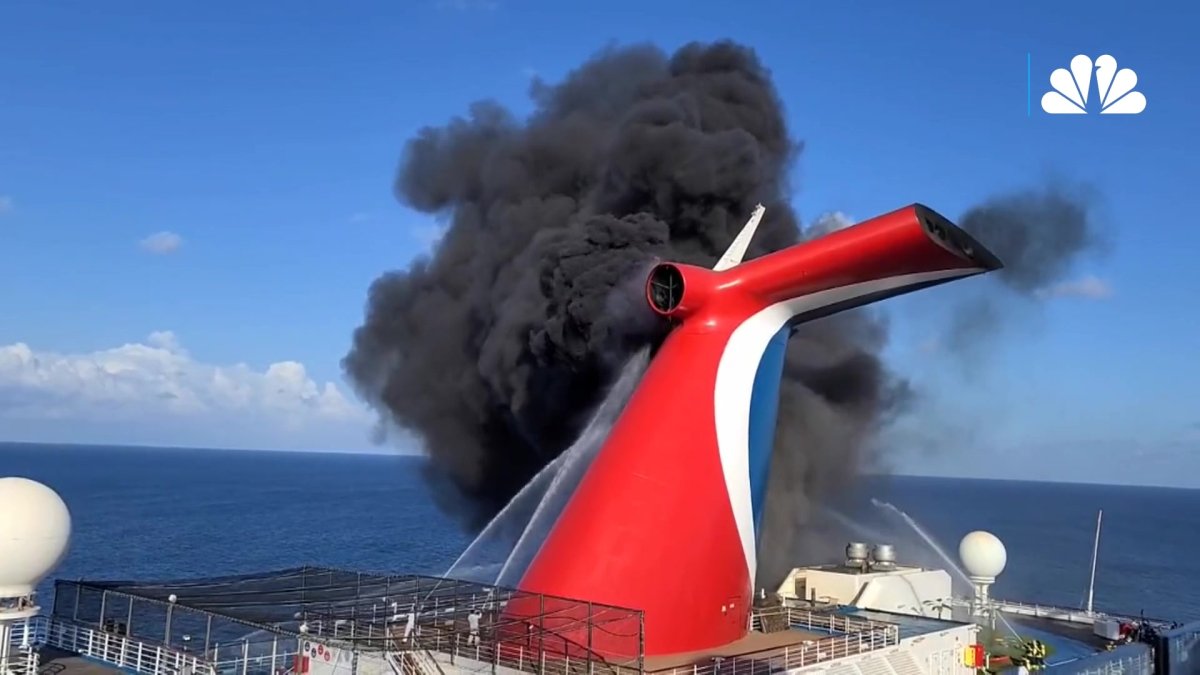 carnival cruise catches fire