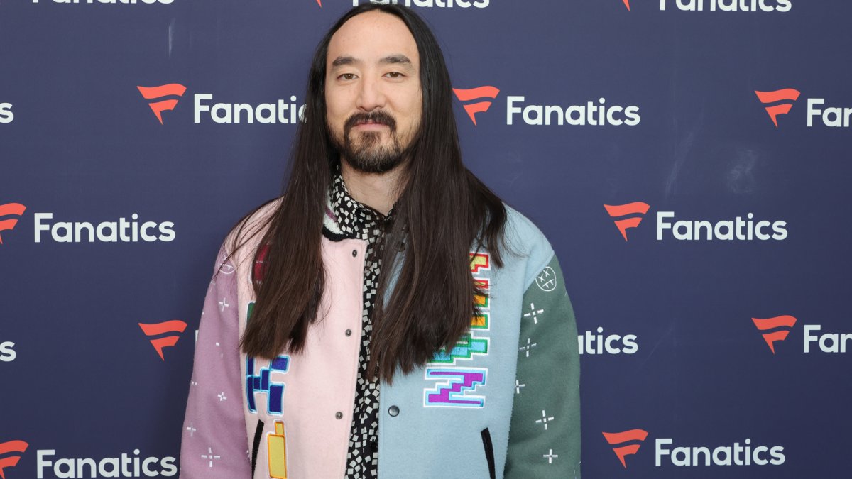 Watch: Steve Aoki Throws One of the Worst First Pitches Ever