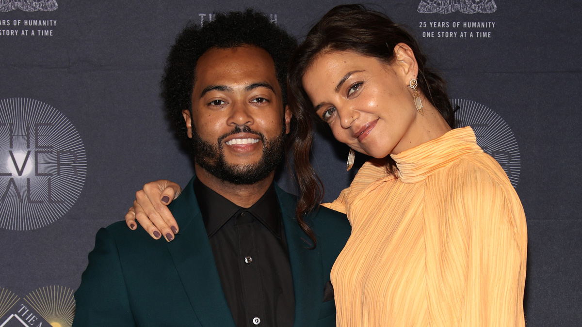 Katie Holmes and Bobby Wooten III Make Their Red Carpet Debut as a Couple Katie Holmes and Bobby Wooten III Make Their Red Carpet Debut as a Couple