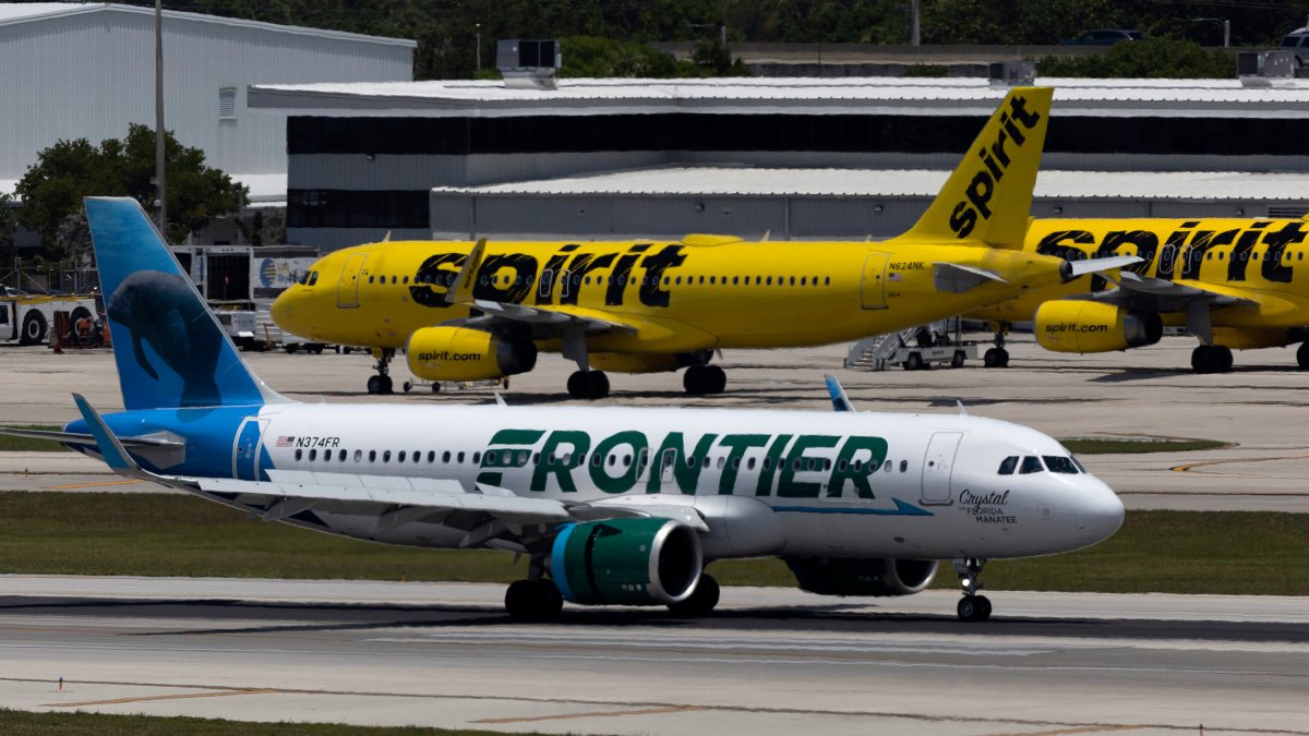 Frontier Offers $250 Million Reverse Breakup Fee If Regulators Block Spirit Merger - Vimarsana News