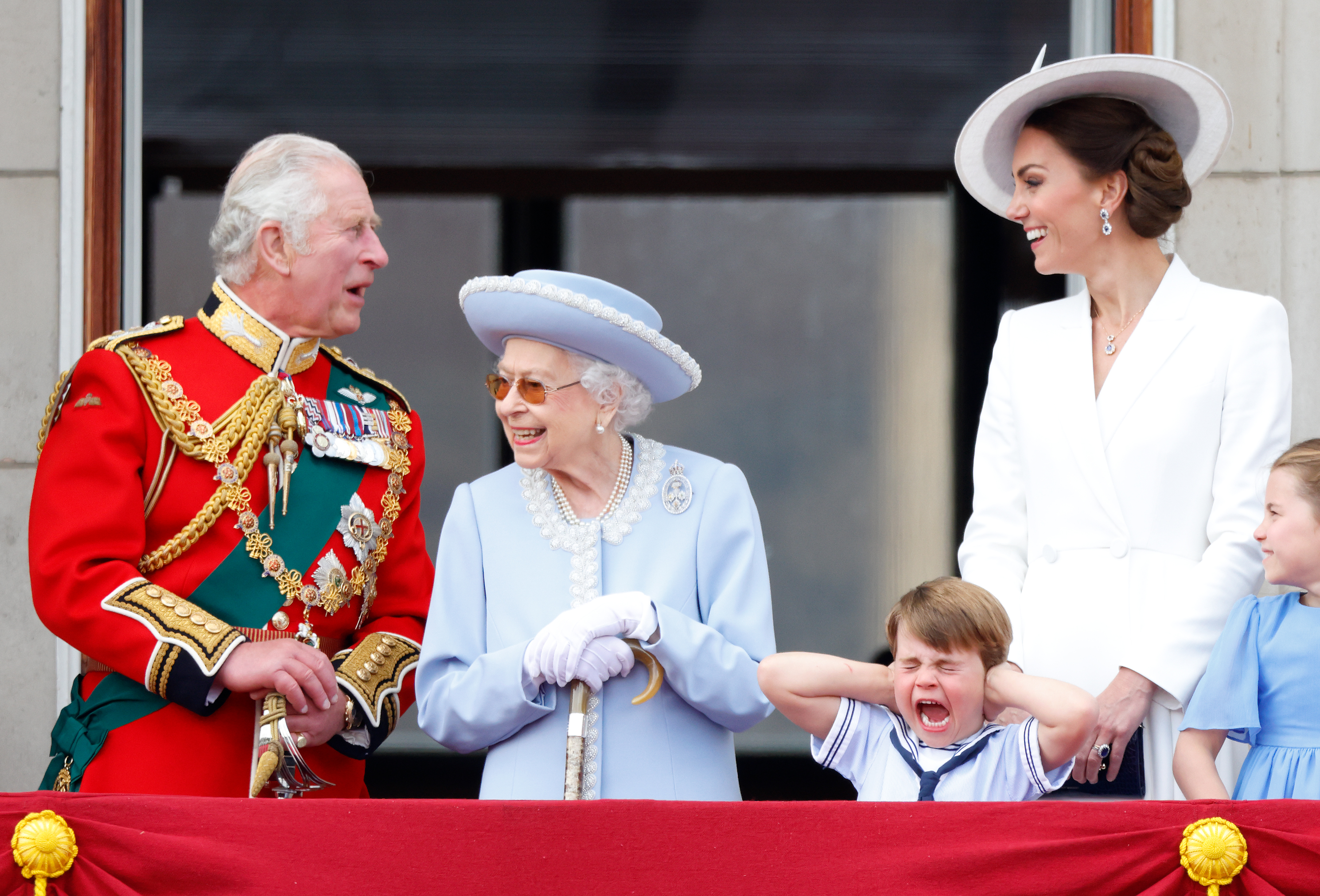 Queen Elizabeth II to Miss Jubilee Service Amid ‘Discomfort’