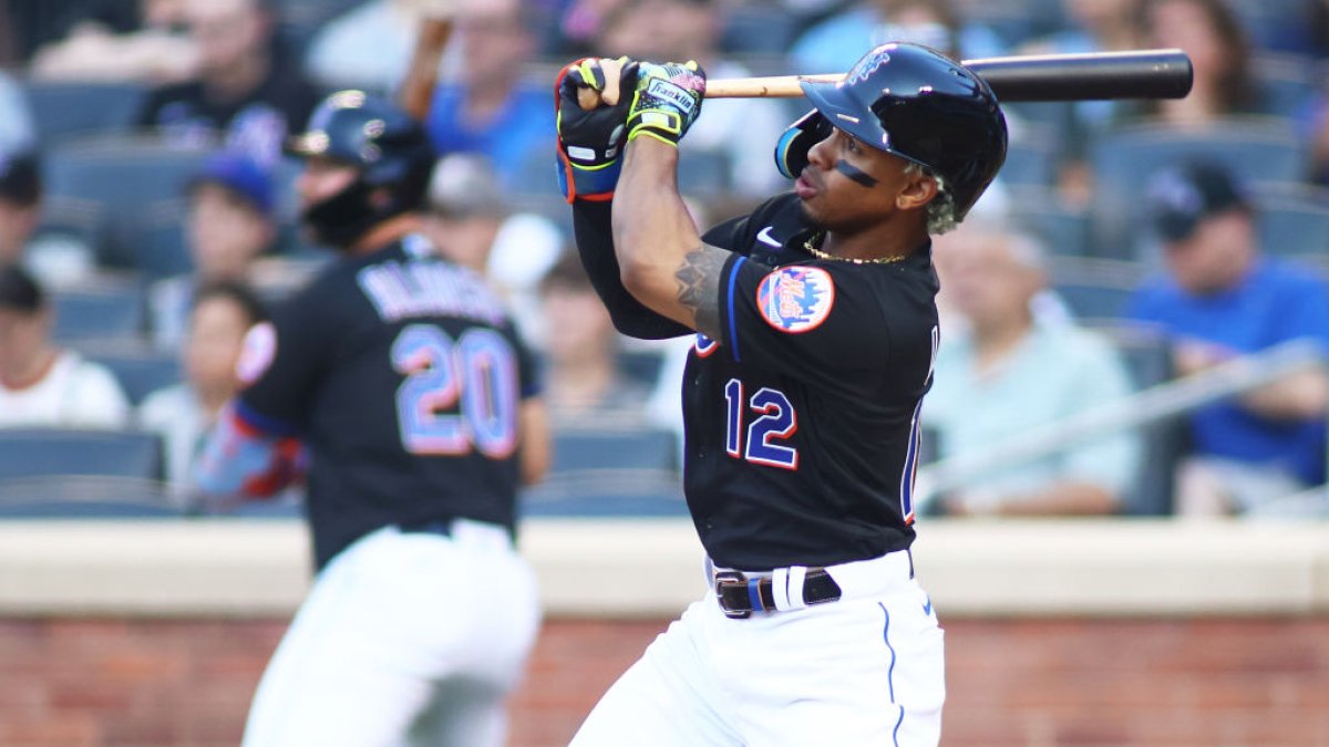 Mets' Lindor Homers After Surprise Visit From Mom in Win Over