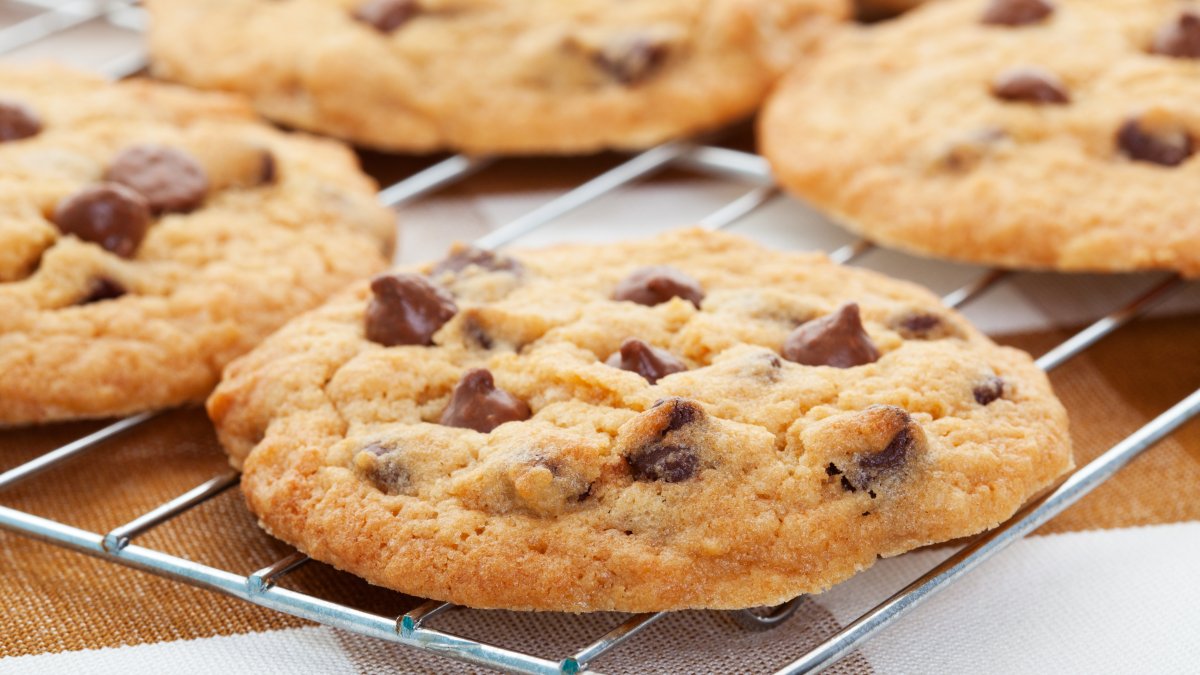 National chocolate chip cookie day offers and freebies