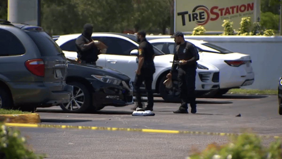 2 Injured in Shooting at Miami Gardens Shopping Plaza – NBC 6 South Florida