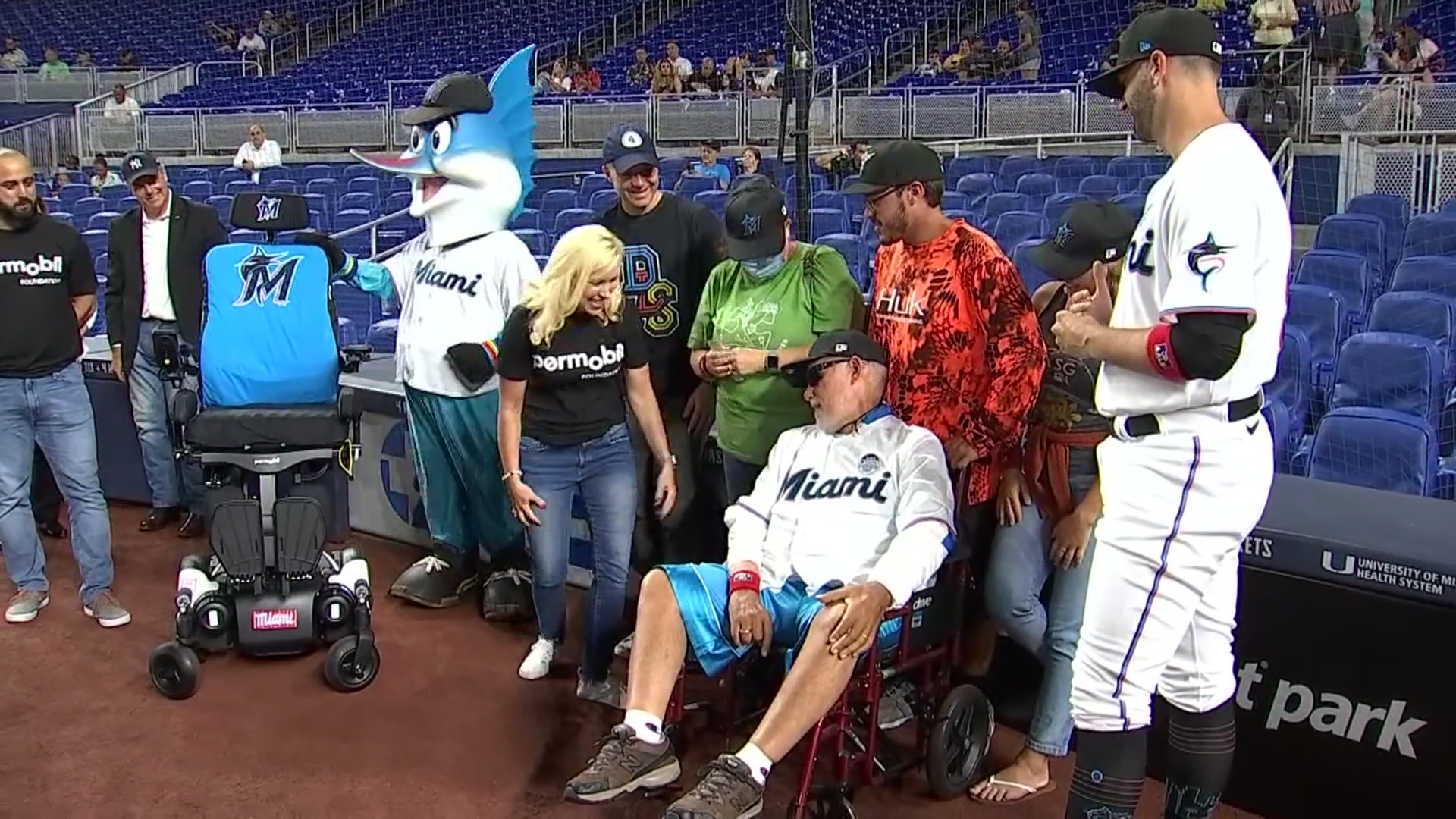Marlins' Tommy Nance Helps Gives ALS Patient New Equipment – NBC 6 South  Florida