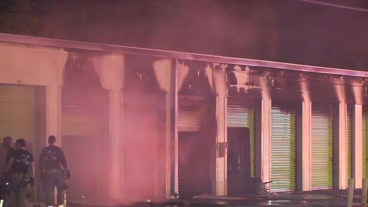 Fire Causes Major Damage to Pompano Beach Storage Facility - Vimarsana News