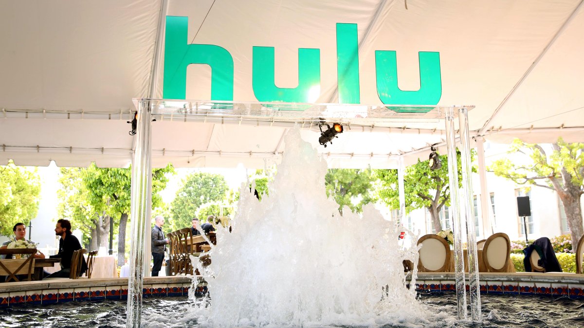 Hulu Is Facing an Existential Crisis as Disney Approaches a 2024 Deadline to Buy Comcast's 33% Stake - Vimarsana News