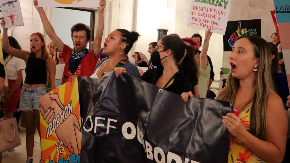 Courts Block Abortion Bans in Wyoming, North Dakota – NBC 6 South Florida - Vimarsana News