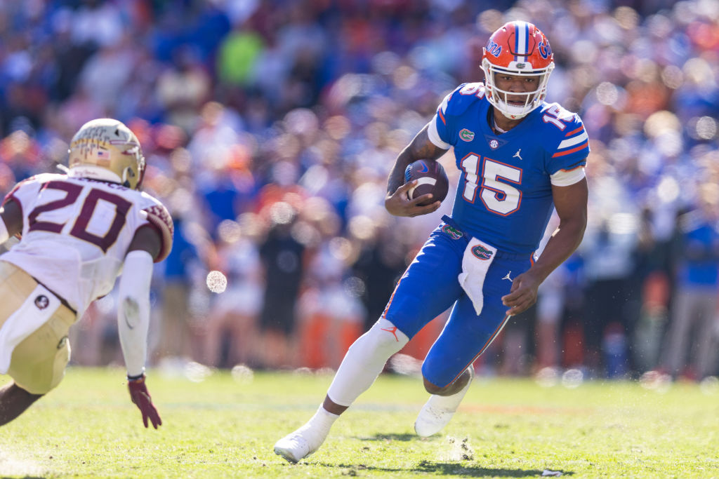 Four Florida Gators football players change jersey numbers for 2022