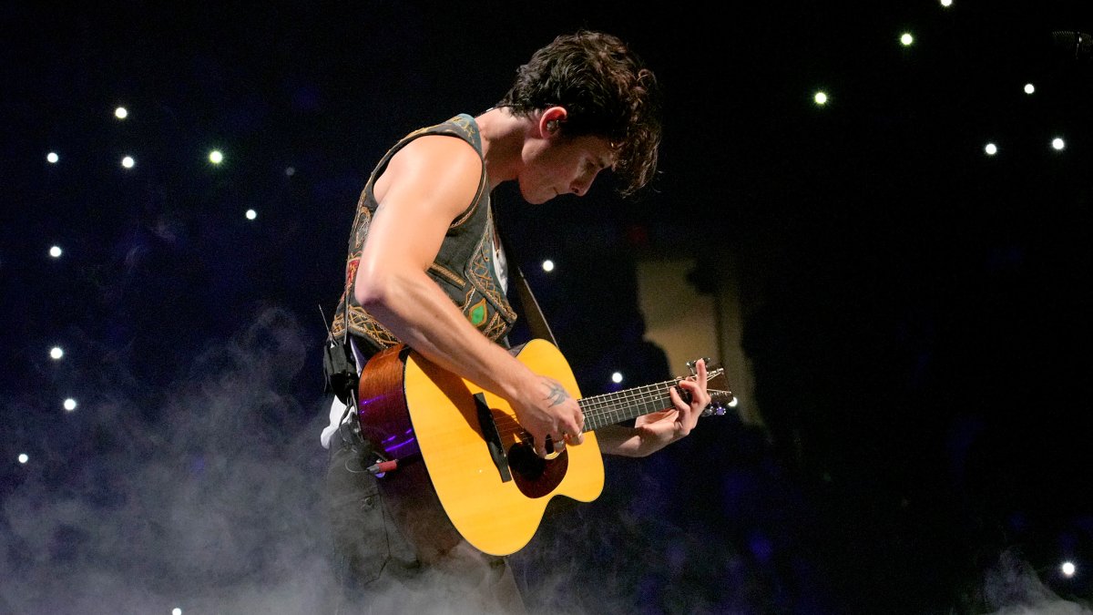 Shawn Mendes Cancels Tour Dates to ‘Ground’ Himself Amid Mental Health Struggles