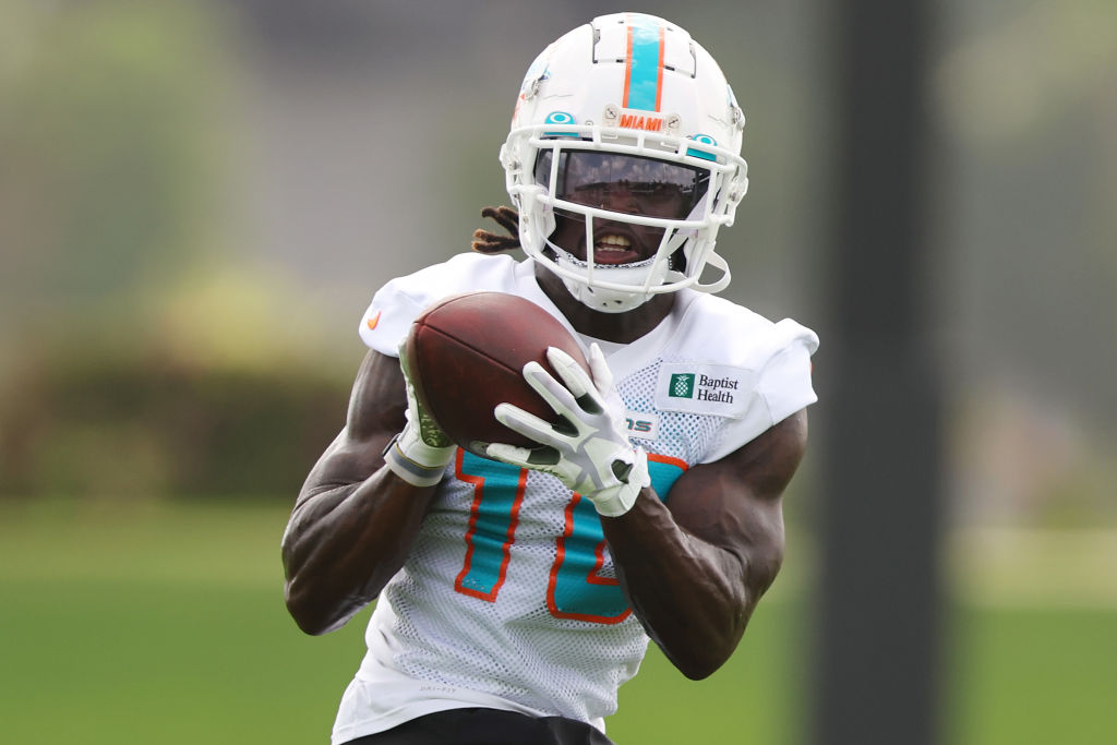 All about speed: Dolphins' Tyreek Hill makes fast impression - The