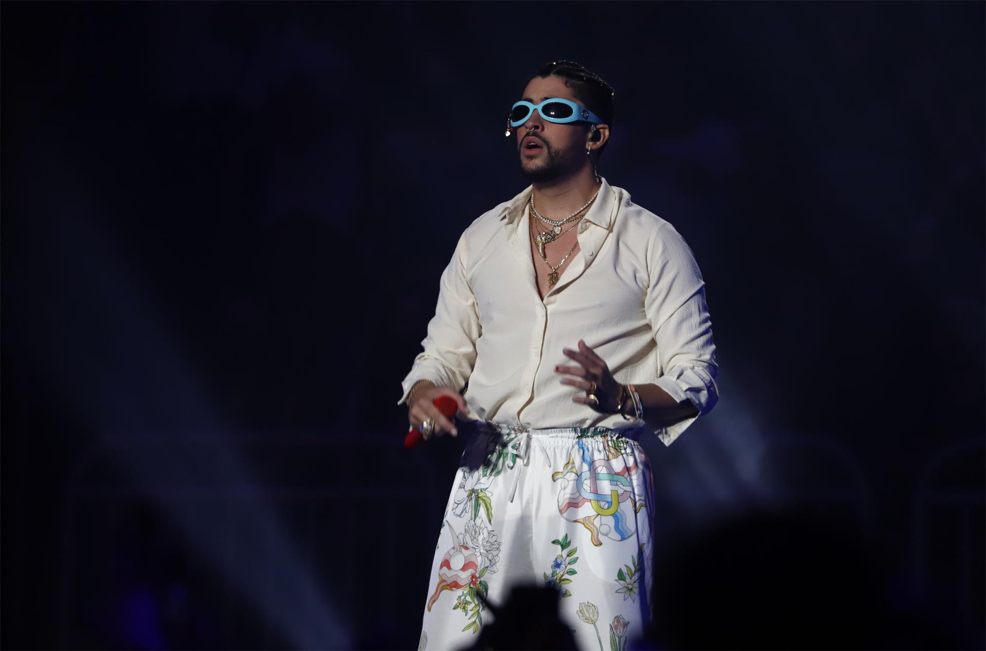 Top Chart Artist, Bad Bunny performs 'Un Verano Sin Ti' sold-out concert  dates and debuts Miami restaurant during his South Florida tour — SoundBite