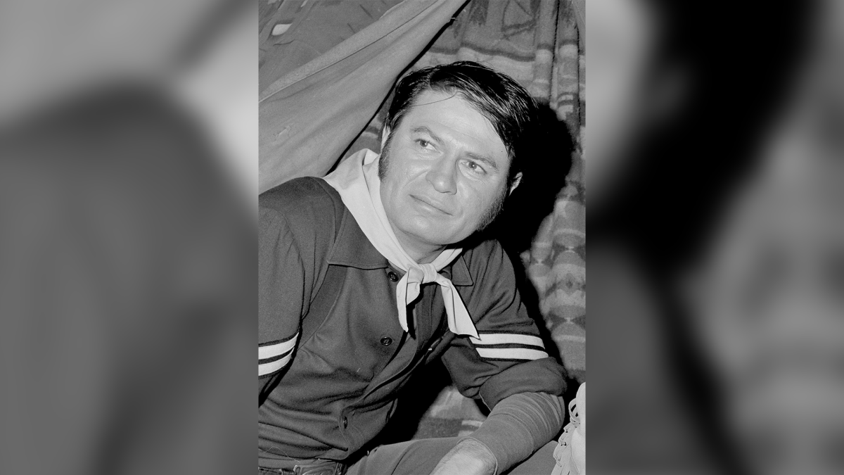 Larry Storch, Zany Cpl. Agarn on TV’s ‘F Troop,’ Dies at 99